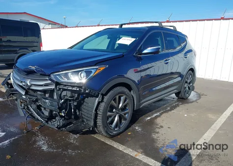 2017 Hyundai Santa Fe Sport 2.0T Ultimate z USA, uszkodzony, nr VIN 5XYZW4LA3HG484642